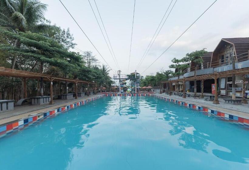 Urbanview Hotel Cianjur City Park By Reddoorz