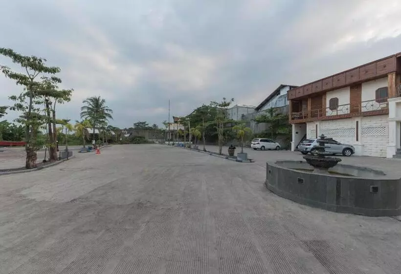 Urbanview Hotel Cianjur City Park By Reddoorz