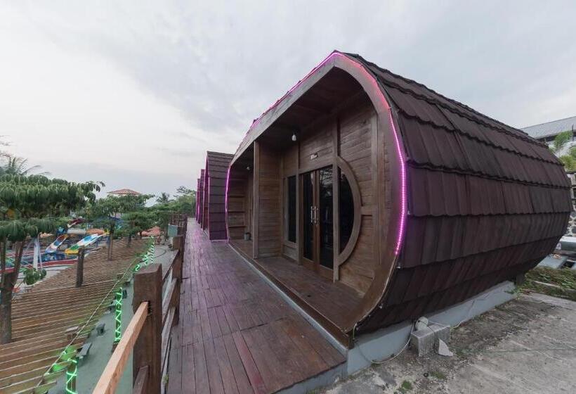 Urbanview Hotel Cianjur City Park By Reddoorz