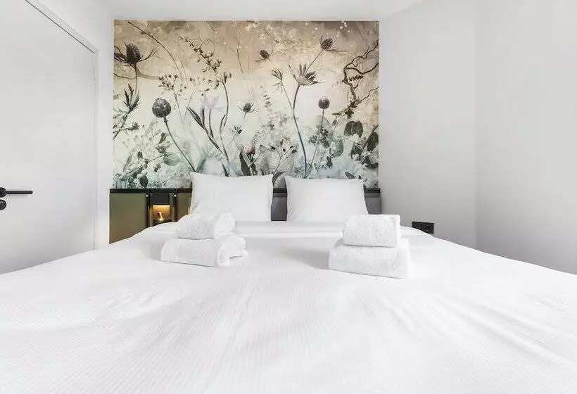 Dutch Design Hotel Vondelpark