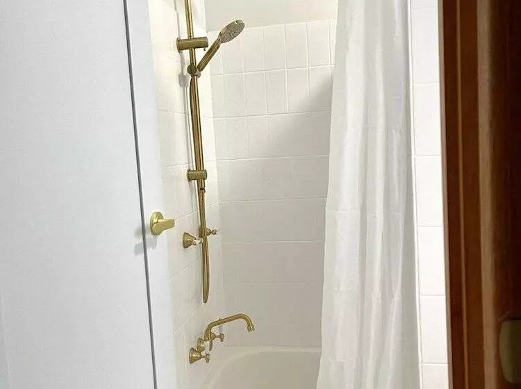 בית מלון כפרי Akama Resort