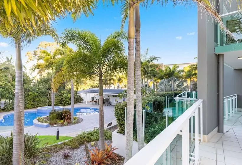 בית מלון כפרי Akama Resort