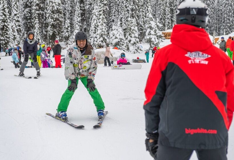 فندق Chateau Big White