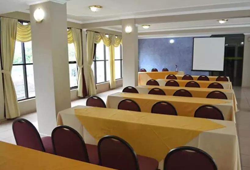 هتل Continental Park