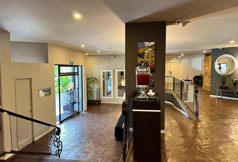 هتل Gh Guaparo Suites