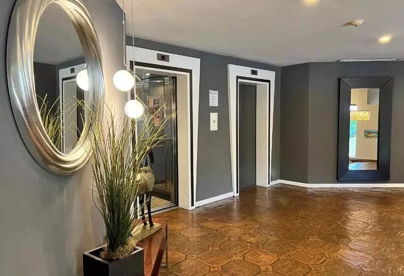 هتل Gh Guaparo Suites