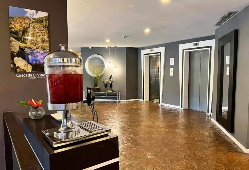 هتل Gh Guaparo Suites