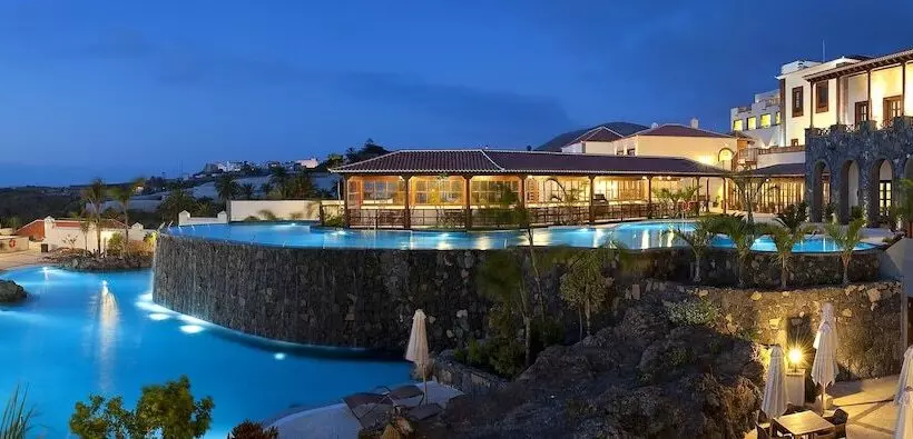 호텔 Hacienda del Conde Meliá Collection Golf & Spa