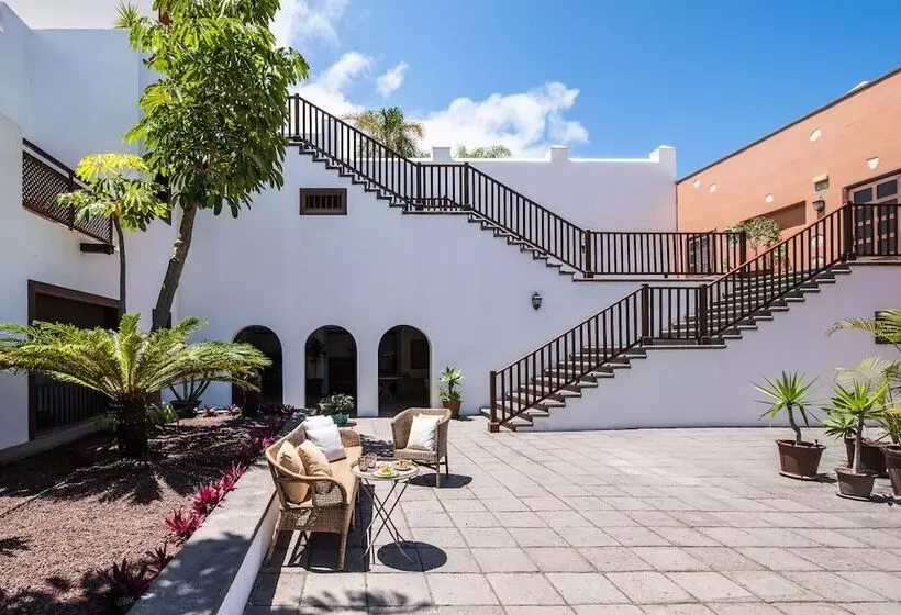 호텔 Hacienda del Conde Meliá Collection Golf & Spa