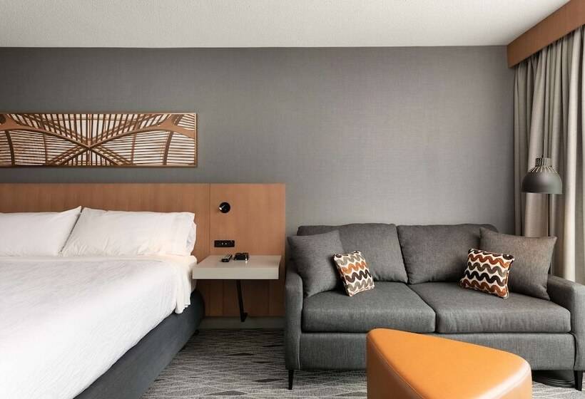 فندق Hilton Garden Inn Toronto Airport