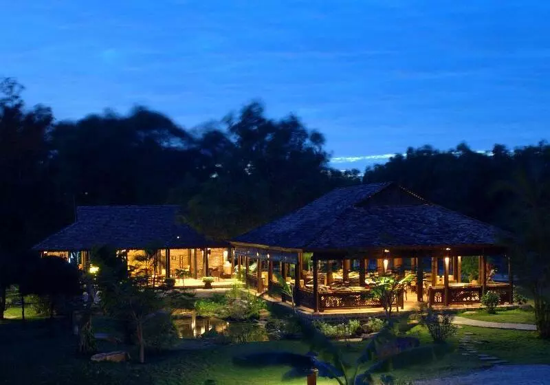 هتل Ho Tram Beach Resort & Spa