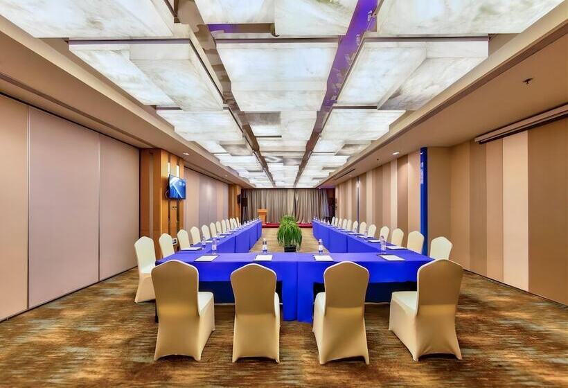 בית מלון כפרי Holiday Inn Express City Centre Dalian, An Ihg