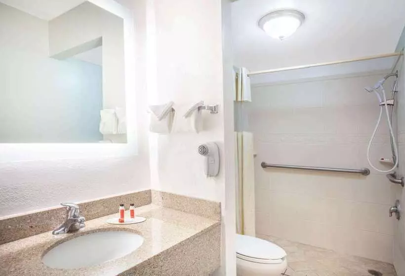 هتل Americas Best Value Inn Orlando, Fl