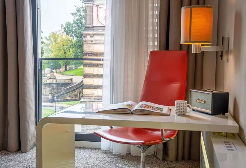 هتل Innside By Meliá Dresden