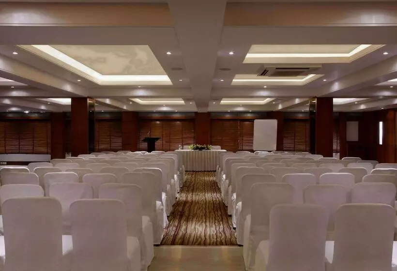 Hotel Lemon Tree Premier,jaipur