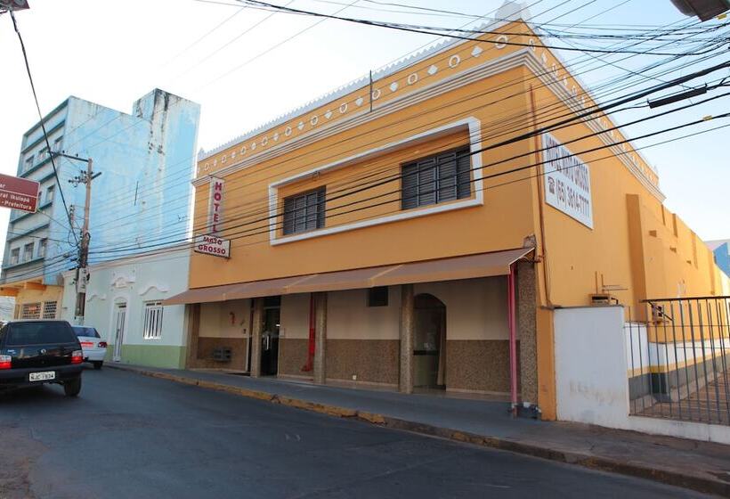هتل Mato Grosso