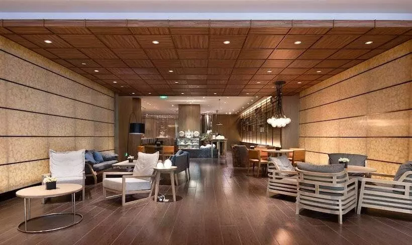 هتل New World Dalian