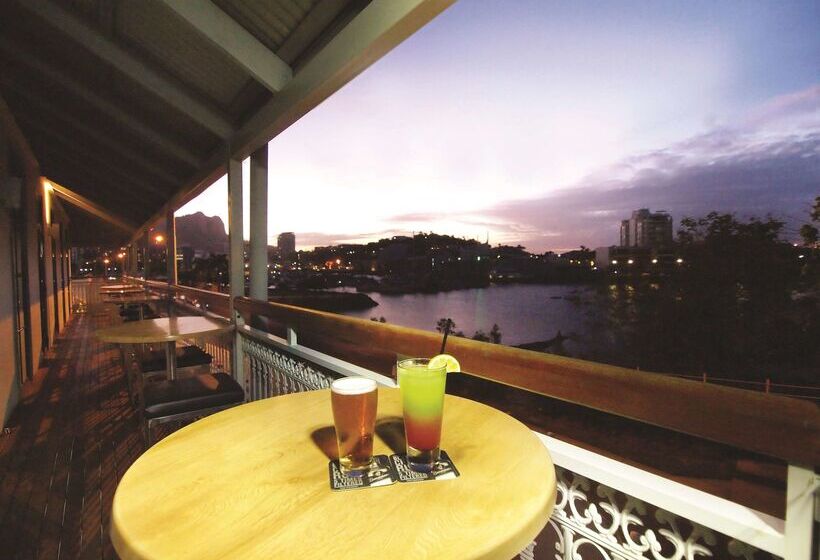 فندق Oaks Townsville Metropole