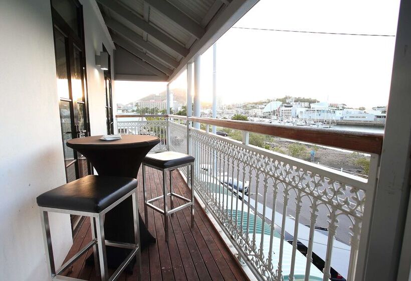 فندق Oaks Townsville Metropole