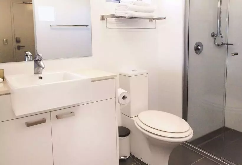 هتل Oaks Townsville Metropole