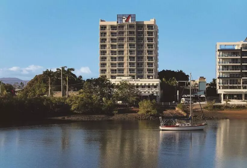 هتل Oaks Townsville Metropole