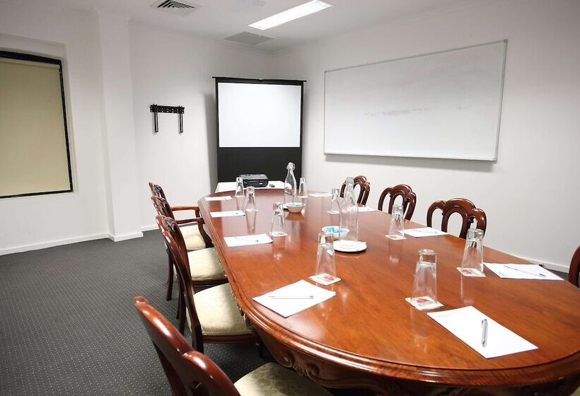 فندق Oaks Townsville Metropole