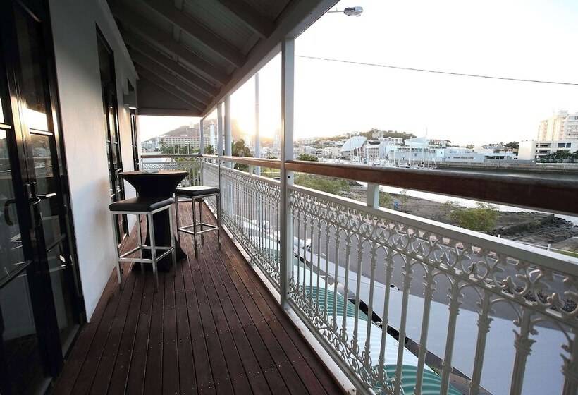 فندق Oaks Townsville Metropole