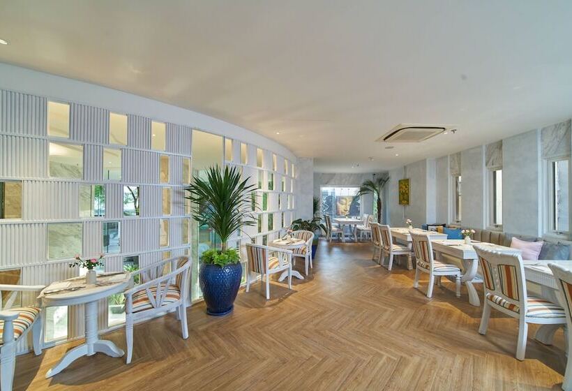 هتل Silverland Mây