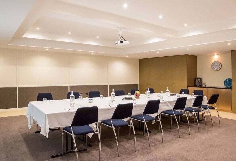 فندق The Sebel Launceston