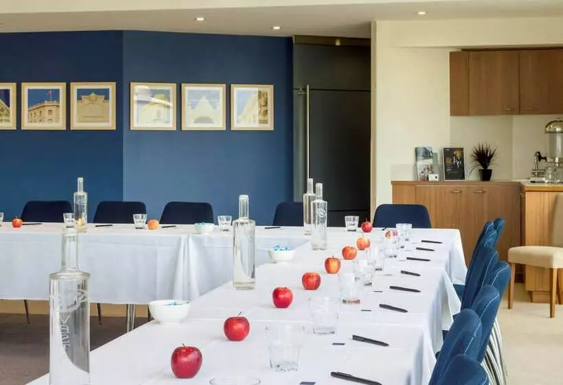 בית מלון כפרי The Sebel Launceston