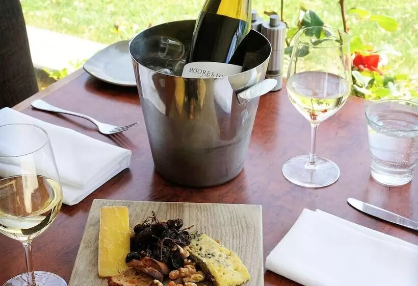 בית מלון כפרי The Sebel Launceston