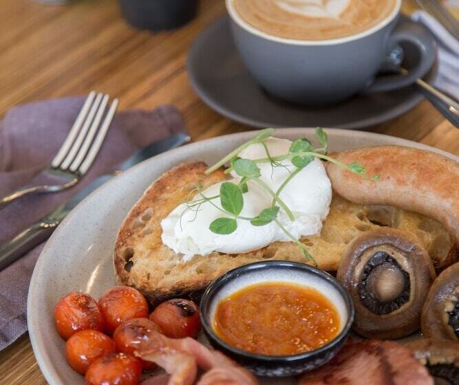 فندق The Sebel Launceston