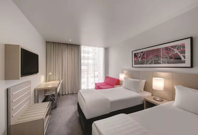 Travelodge Hotel Melbourne Docklands