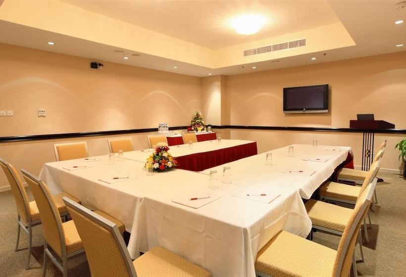 Xclusive  Apartments