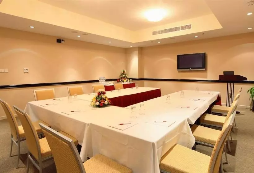 Xclusive  Apartments