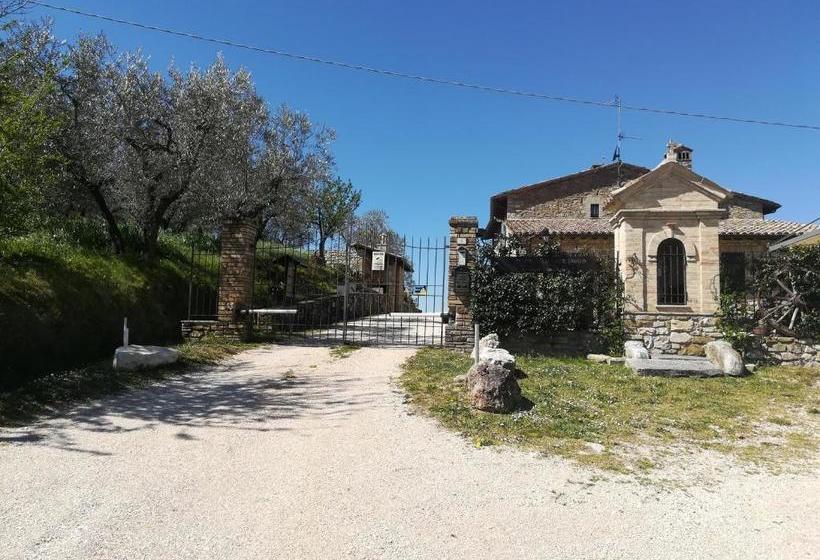 צימר Casale San Fortunato