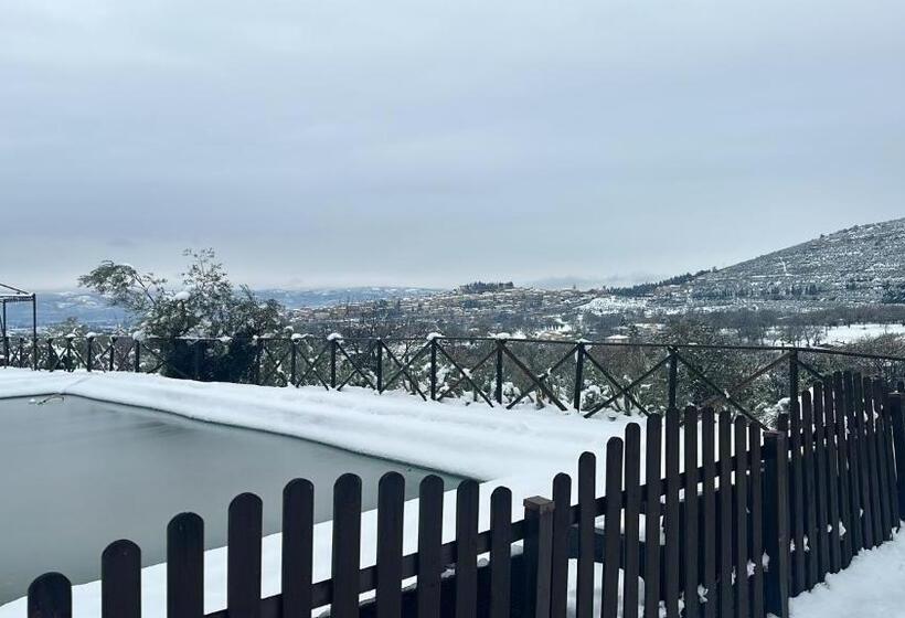 צימר Casale San Fortunato