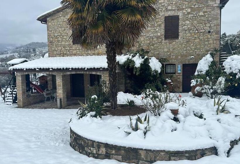 צימר Casale San Fortunato