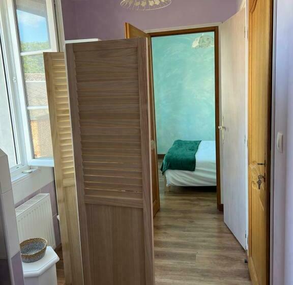 تختخواب و صبحانه Les Mouettes Blessées