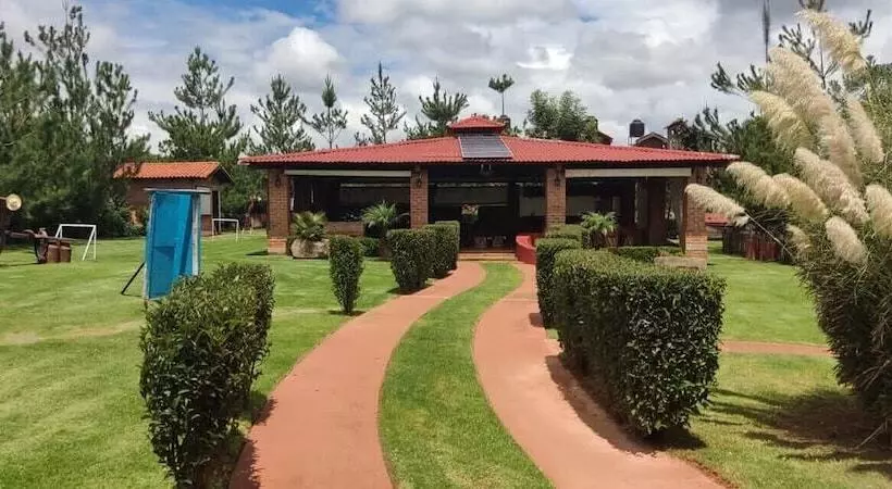 Hotelli Cabañas Azul Tequilana