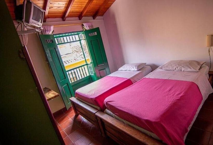 Hotel Cacique Chalalá