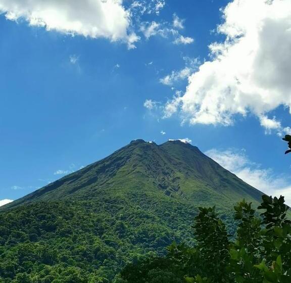 هتل Palmera Real Hot Springs