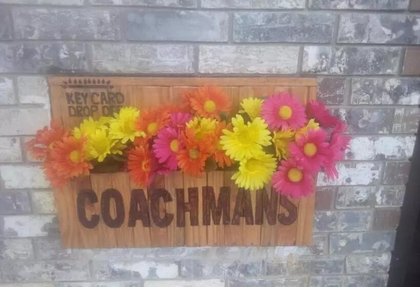 Motelli Coachman S Inn & Suites