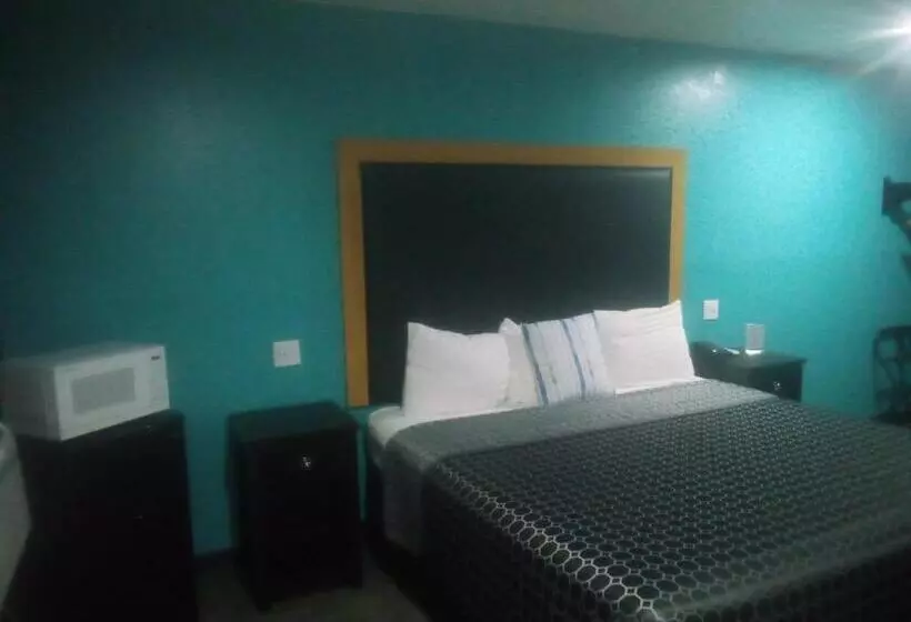 Motelli Coachman S Inn & Suites