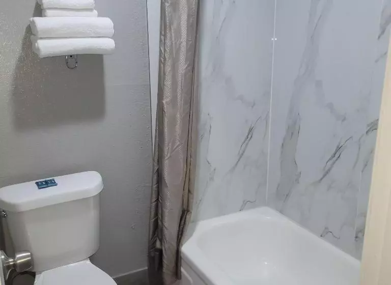 Motelli Coachman S Inn & Suites