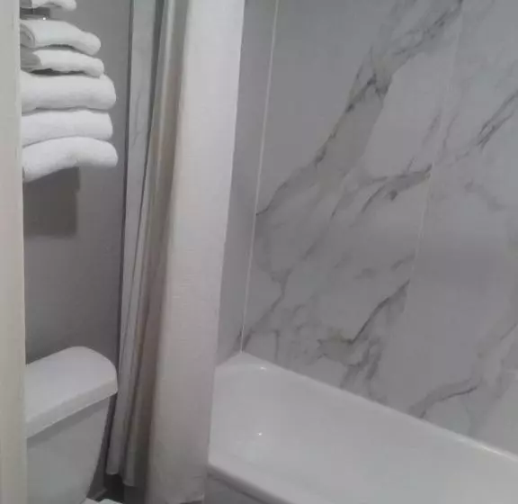 Motelli Coachman S Inn & Suites