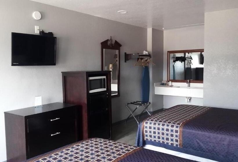 汽车旅馆 Coachman S Inn & Suites