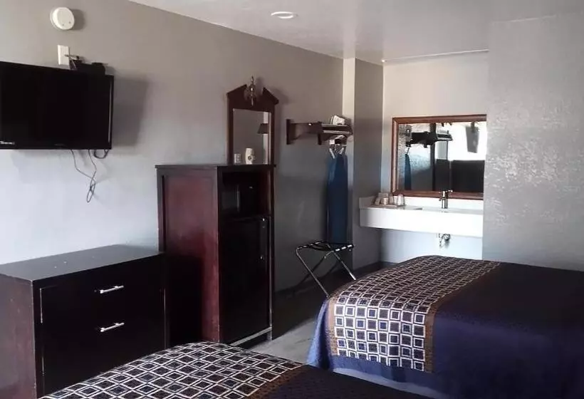 Motelli Coachman S Inn & Suites