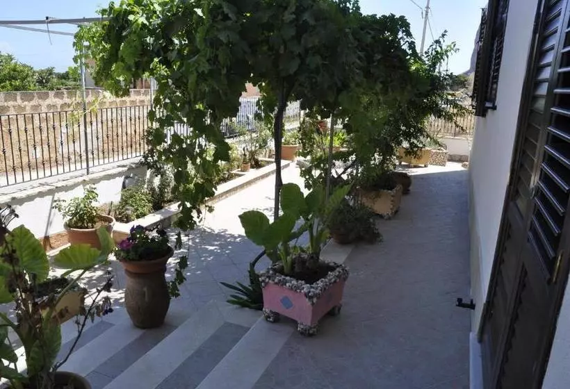 پانسیون El Nur Bed & Breakfast