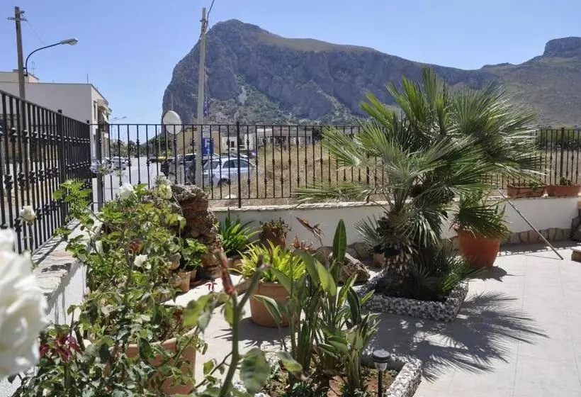 پانسیون El Nur Bed & Breakfast
